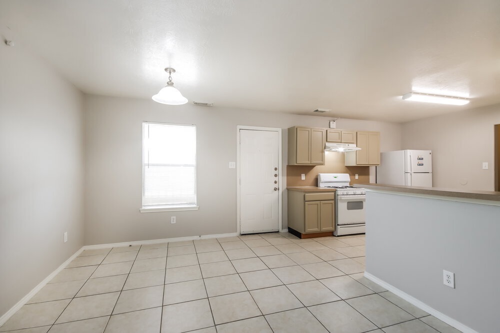 Building Photo - 21243 Linden House Ct