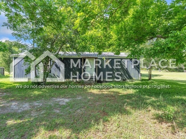 Building Photo - 664 Cherokee Dr