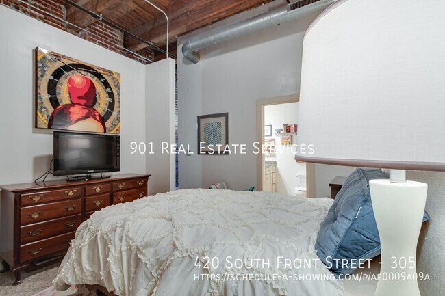 Building Photo - 420 S Front St