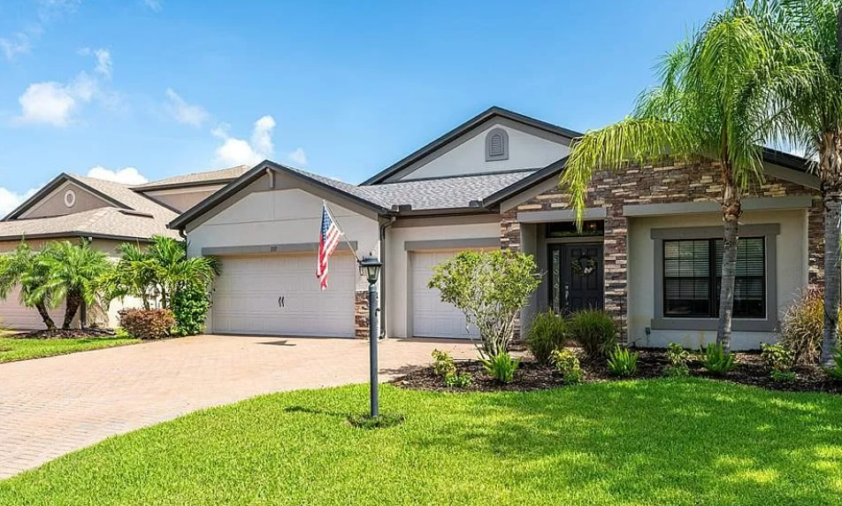 Building Photo - 727 129th St NE