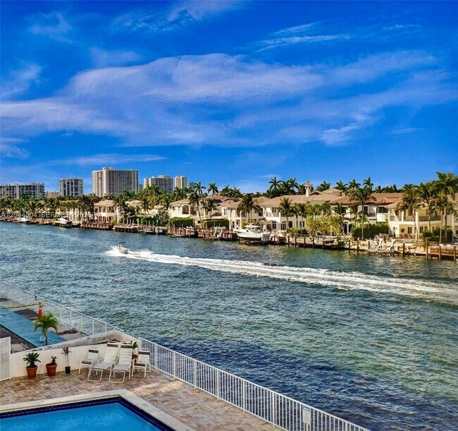 Building Photo - 1400 S Ocean Dr