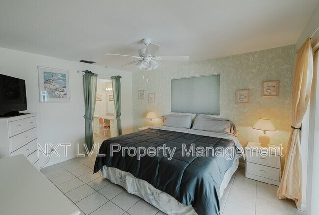 Building Photo - 403 SE 33rd Terrace