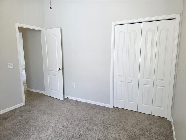 Building Photo - 10805 Australian Pine Dr