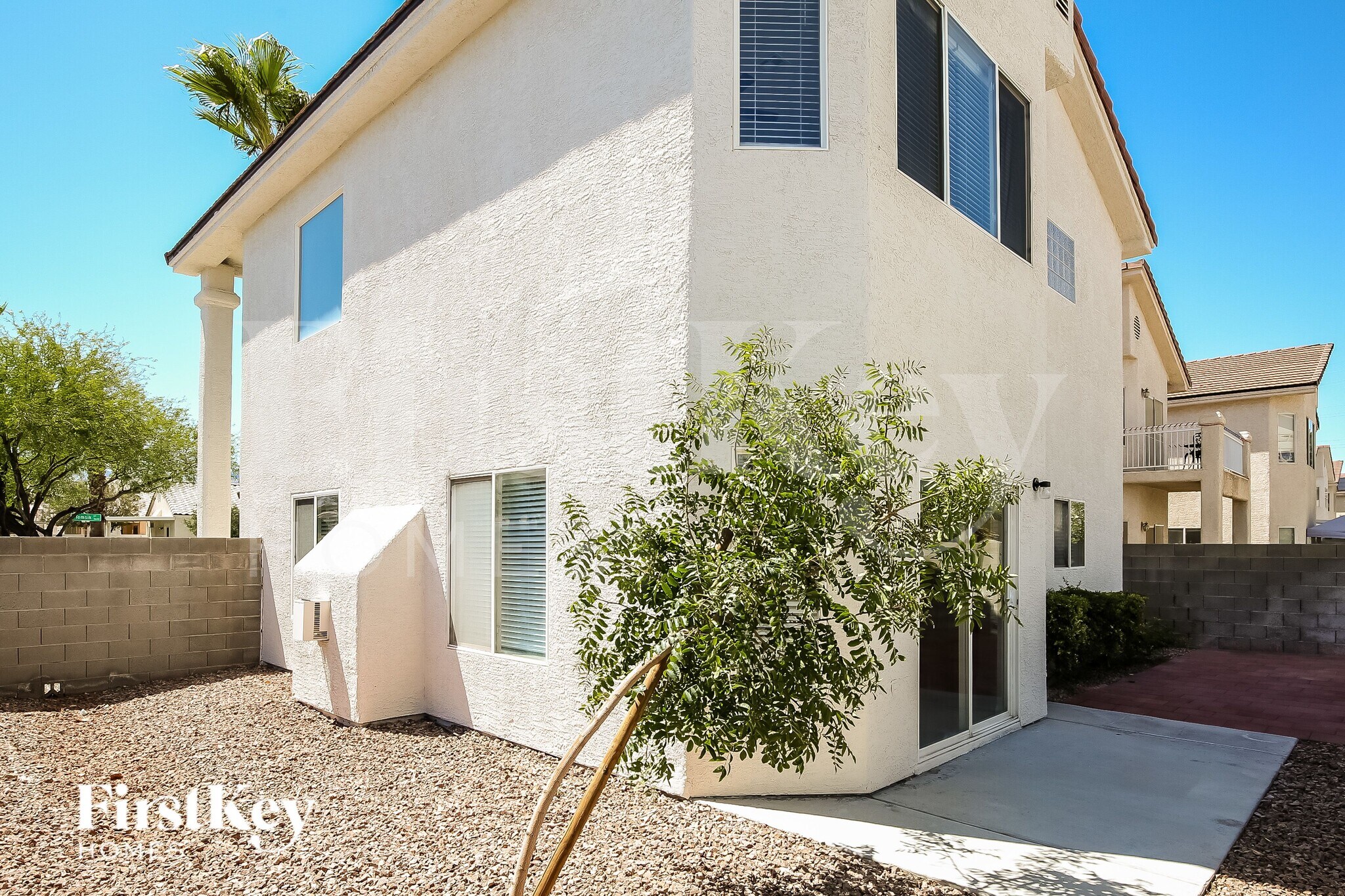 Building Photo - 3600 N Tomsik St