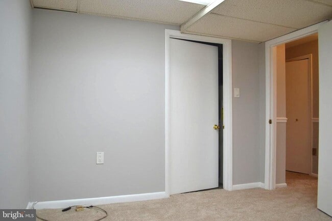 Building Photo - 1 Ingleside Ct