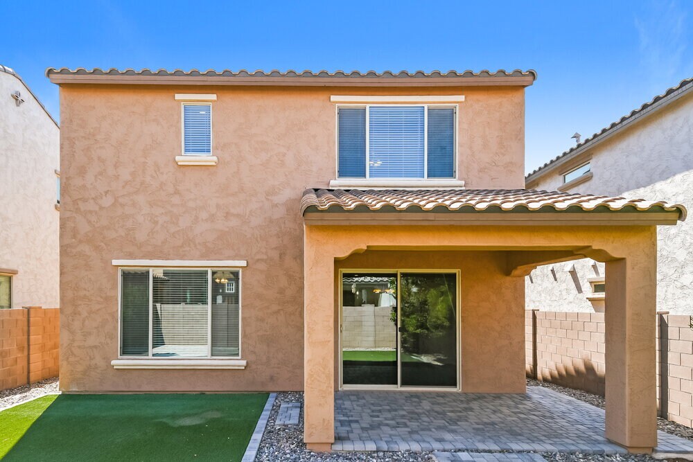 Building Photo - 9528 E Travertine Ave