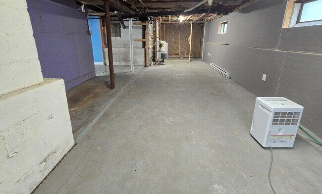 Building Photo - 399 Shawsheen Ave
