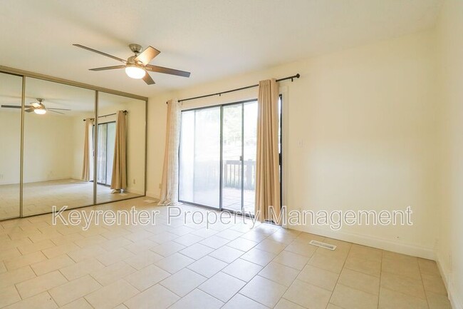 Building Photo - 1505 Riverside Dr