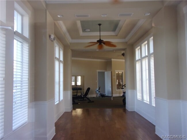 Building Photo - 215 Bittern Lp