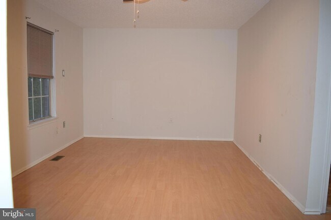 Building Photo - 57 Goodwin Dr
