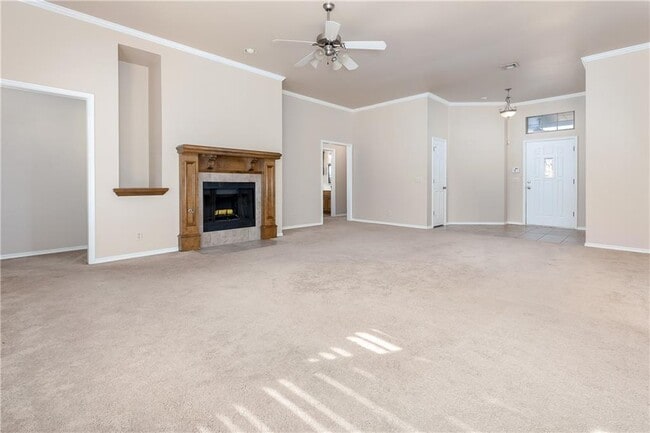 Building Photo - 17024 Woodvine Dr