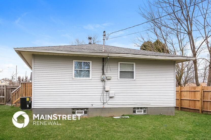 Building Photo - 241 Southard Dr
