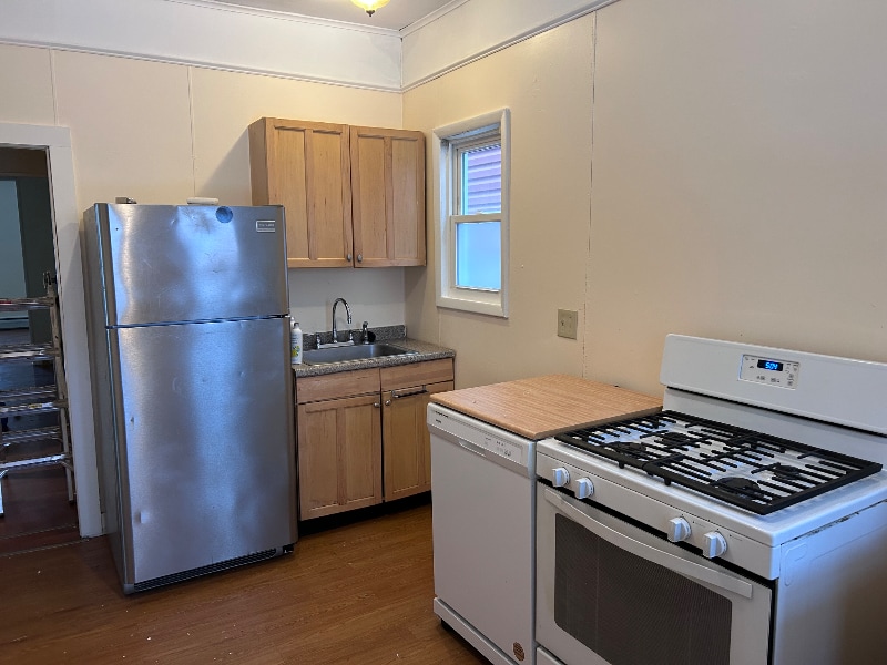 Building Photo - 1834 Highland Ave