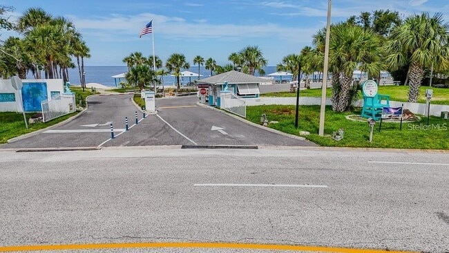 Building Photo - 5021 Porpoise Pl