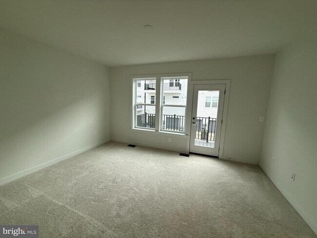 Building Photo - 16172 Frederick Rd