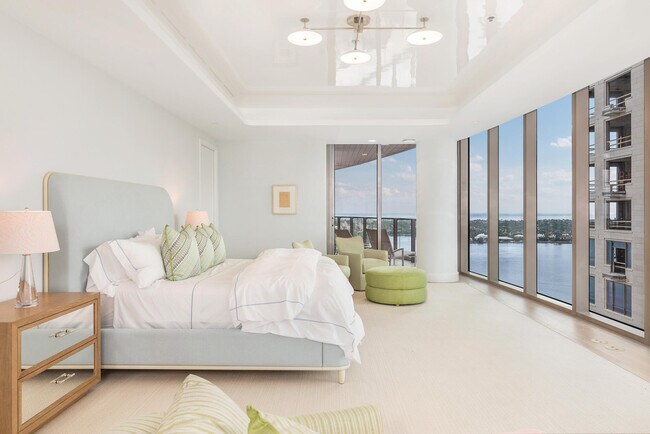 Building Photo - 1333 S Flagler Dr