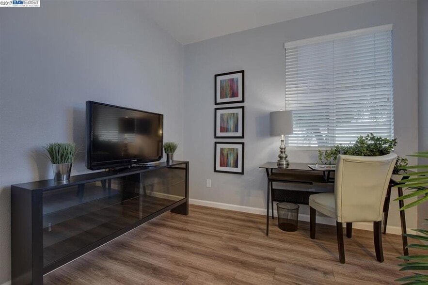 Building Photo - 3179 Calimanco Cmn