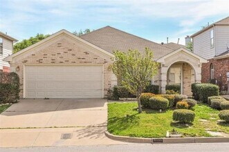 Building Photo - 8055 Raleigh Dr