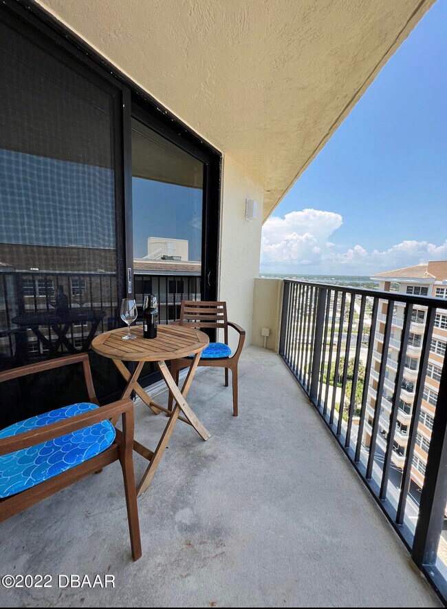 Building Photo - 1415 Ocean Shore Blvd