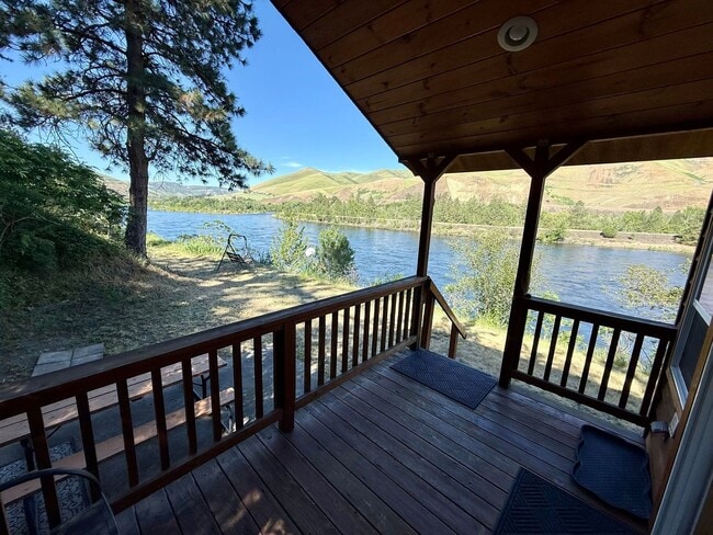 Building Photo - Fully Furnished Riverfront Cabin on the Clearwater River – Move-In Ready!