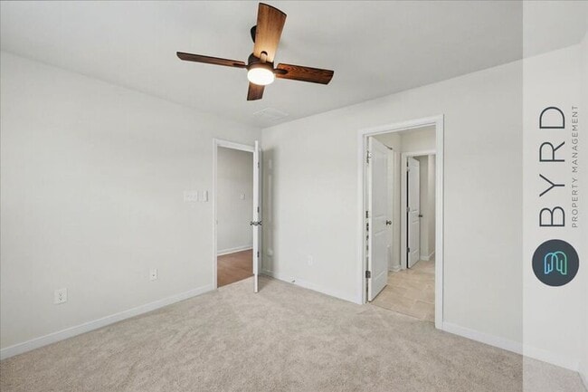 Building Photo - 231 Golden Haze Aly