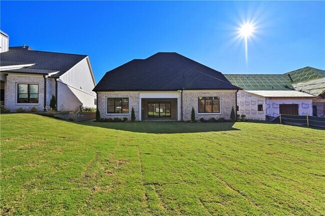 Building Photo - 2447 Rock Maple Dr NE