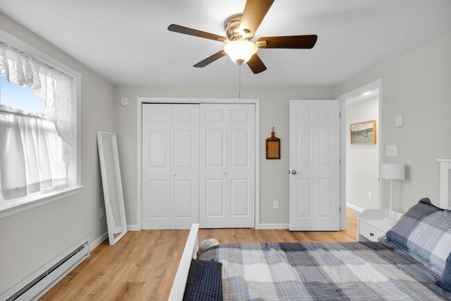 Building Photo - Fully Furnished Bright & Comfortable 1-Bedroom Cottage Available for Rent