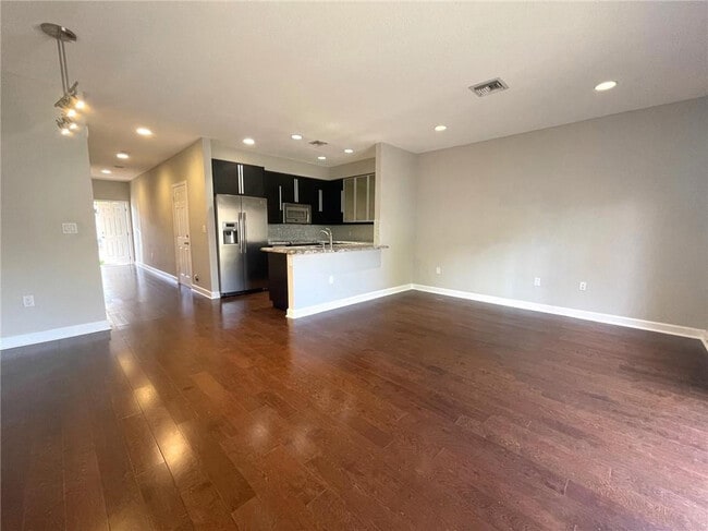 Building Photo - 19 SE 3rd Ave