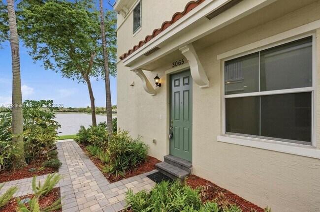 Building Photo - 3065 Tortola Way