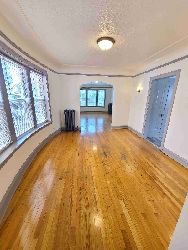 Building Photo - 834 N Massasoit Ave