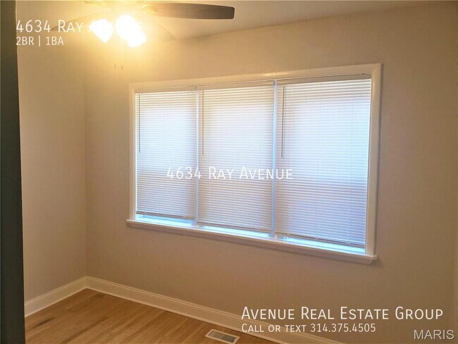 Building Photo - 4634 Ray Ave