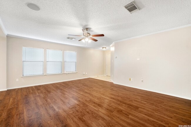 Building Photo - 7910 Chestnut Barr Dr