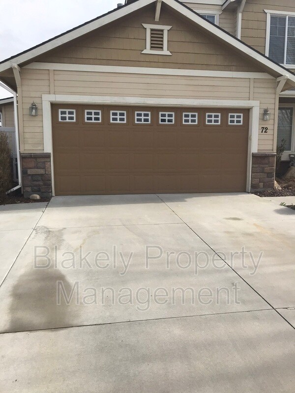 Building Photo - 72 N Pleasant Hill Dr