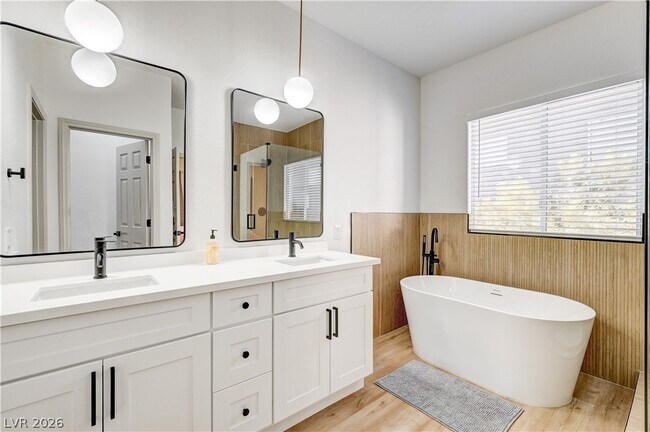 Building Photo - 3236 Rushing Waters Pl