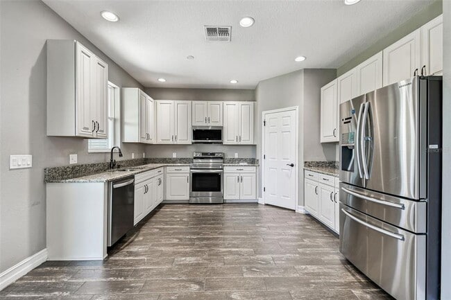 Building Photo - 33181 Shadow Branch Ln