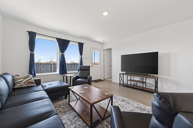 Building Photo - 28923 Great Cyn Dr