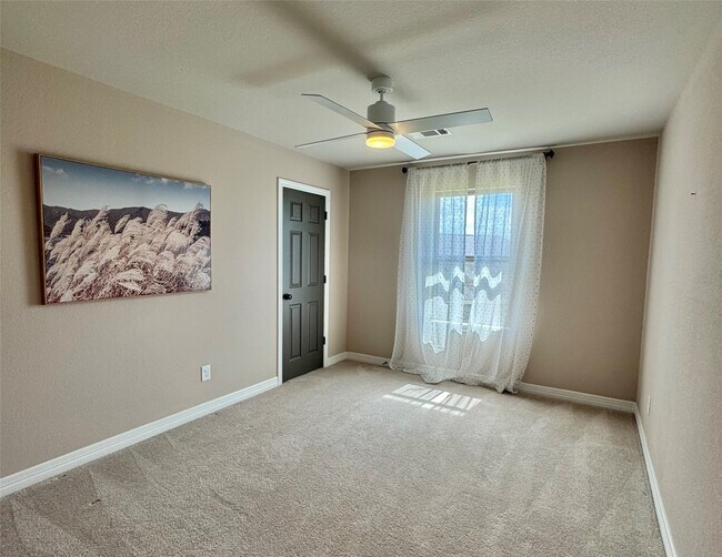 Building Photo - 108 Summer Pool Ct