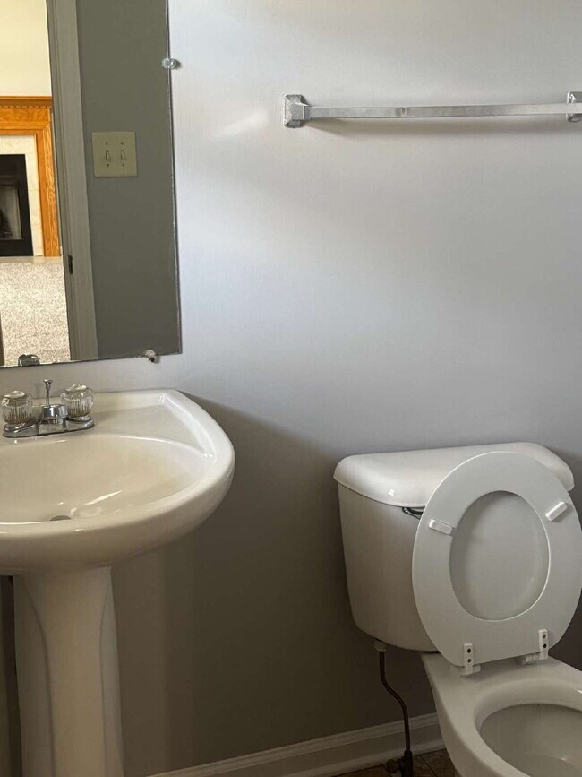 Building Photo - 1318 Whetstone Ct