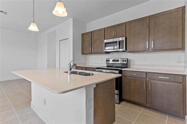 Building Photo - 1345 Captiva Cv