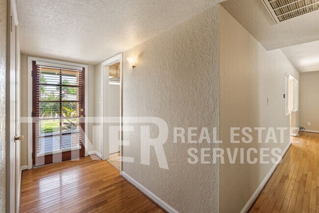 Building Photo - 6138 Cherrelyn Way