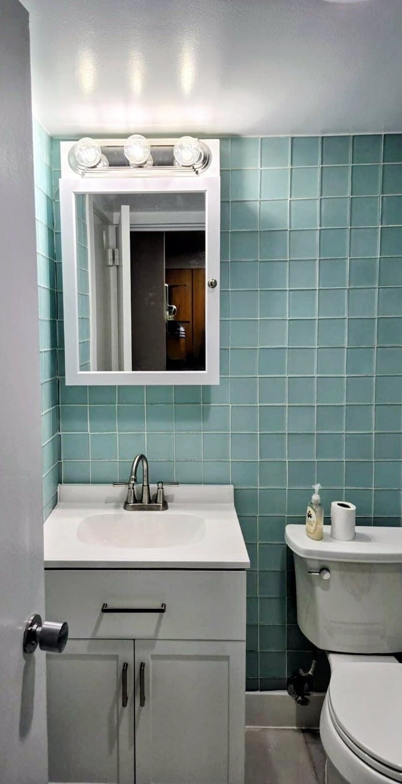 Building Photo - 1330 New Hampshire Ave NW