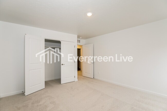 Building Photo - 4318 Portofino Wy