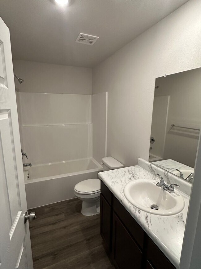 Building Photo - *Rent FREE until May 1- NO HIDDEN FEES!*  NEW Four Bedroom | Two Bath Home in Fort Smith