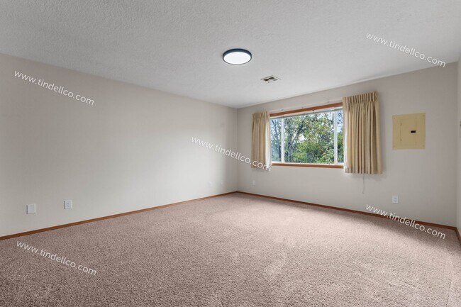 Building Photo - 6034 N Lombard St