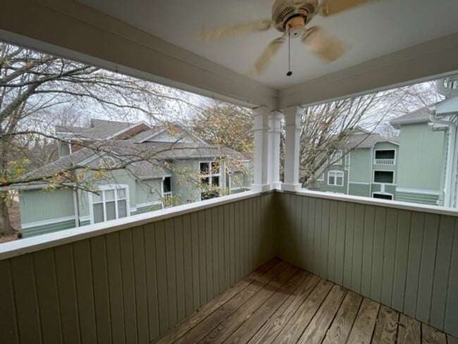 Building Photo - Parkridge Lane - ITB Condo Available for P...