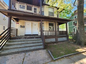Building Photo - 88 Dickerman St