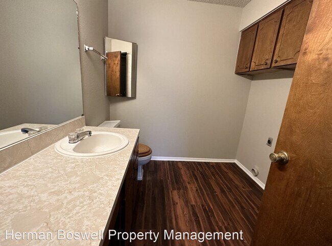 Building Photo - 2 br, 2 bath House - 1007 Southmoor Dr