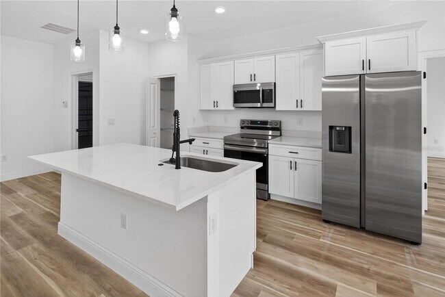 Building Photo - 3288 W Fairbank Dr