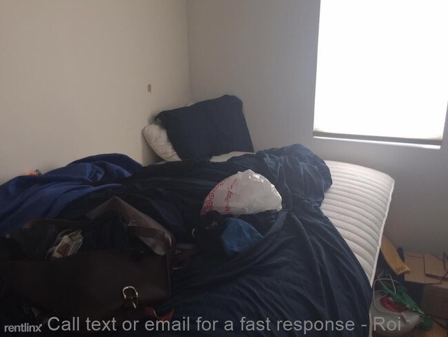 Building Photo - 187 Bedford Ave