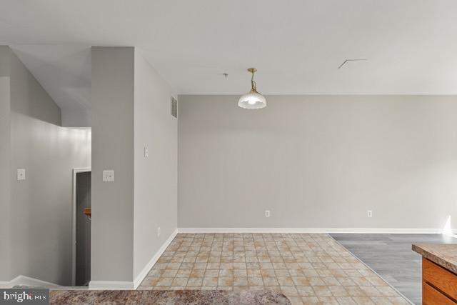 Building Photo - 722 Cardiff Cir